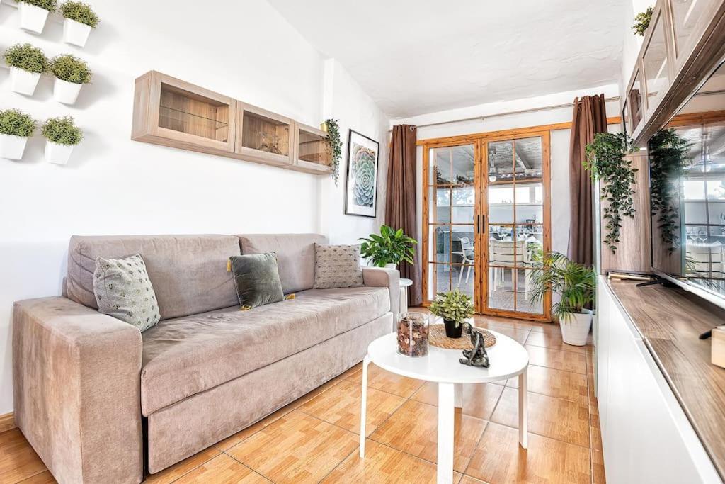 Bungalows Los Arcos 77 Сан-Бартоломе Экстерьер фото